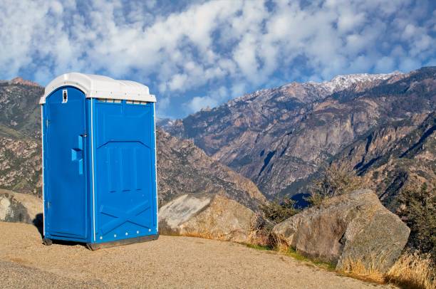 Best Affordable porta potty rental  in Clintonville, WI