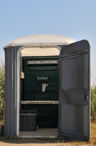 Best Sanitation services for porta potties  in Clintonville, WI