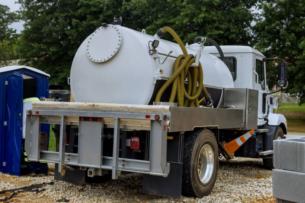 Best Portable restroom trailer rental  in Clintonville, WI