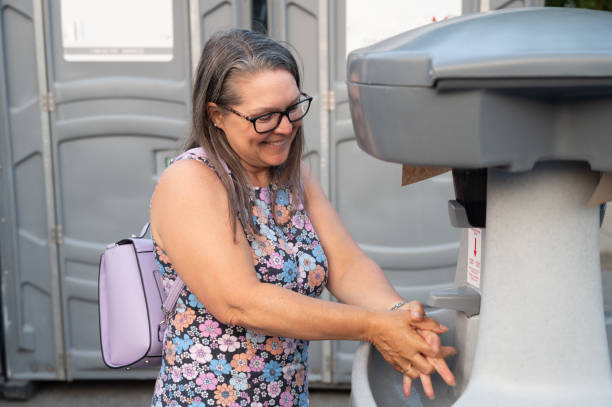 Best Handicap porta potty rental  in Clintonville, WI